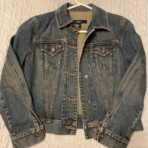 Gap Ladies Blue Demin Jean Jacket size small. - Picture 1 of 13